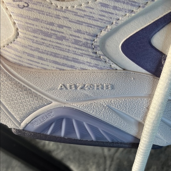 New Balance White and Light Gray 847v3 Lace-Up Athletic Sneakers - Picture 3 of 6